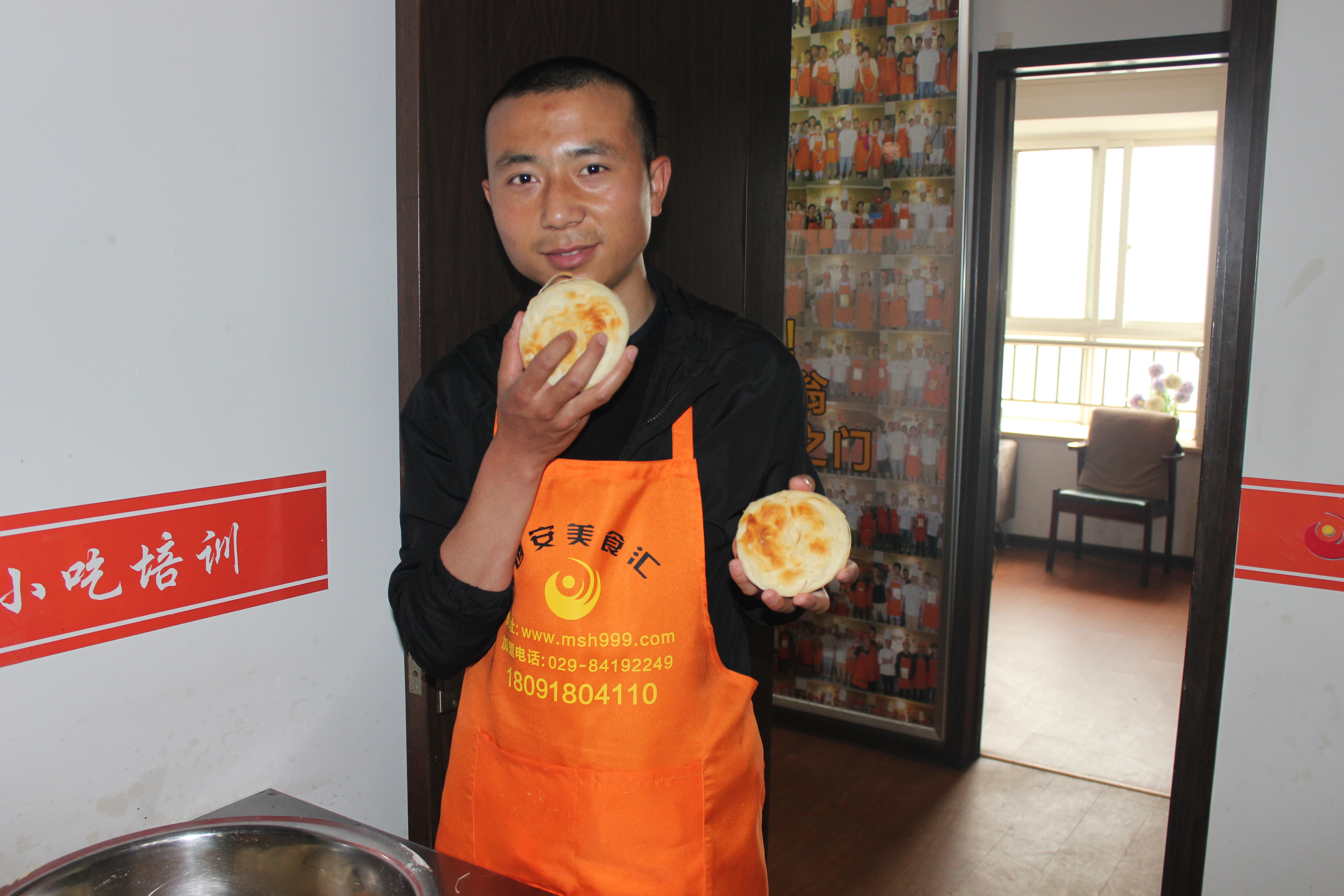 西安汇集美食攻略,西安美食汇小吃排骨面