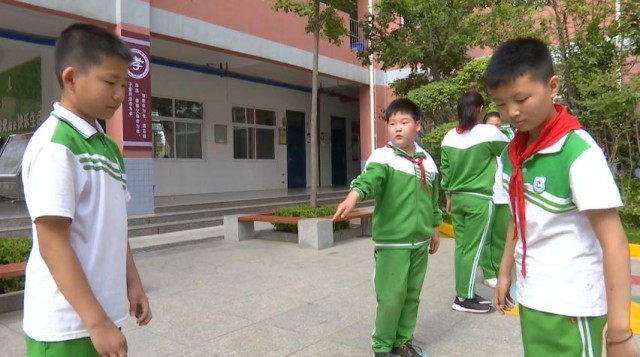 渭南市丰荫明德小学表演,丰荫明德小学室外操