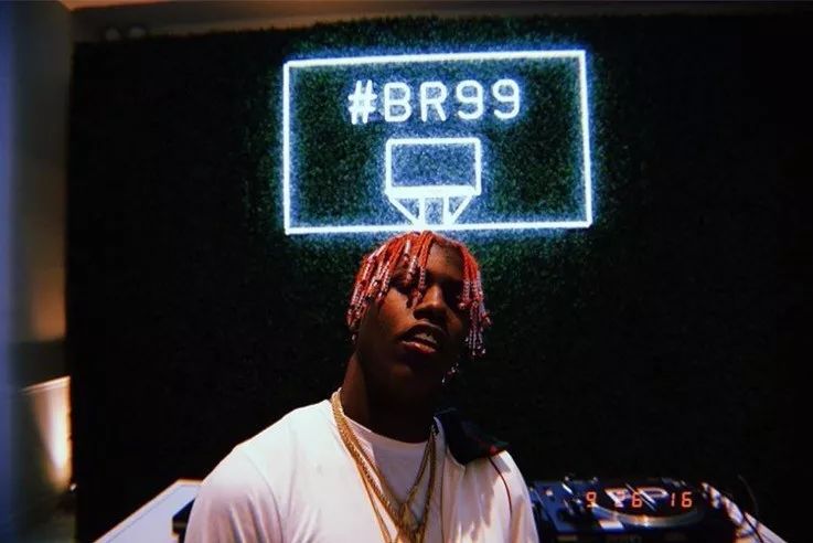 小贾和卡戴珊都用的拍立得APP，真得不试一下吗？丨编辑推荐