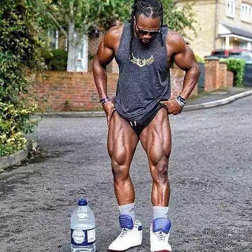 哥的胸肌你还靠不靠？“大屌哥”尤利西斯的你也不靠么？