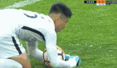 国安早期战术安排,国安五大中场