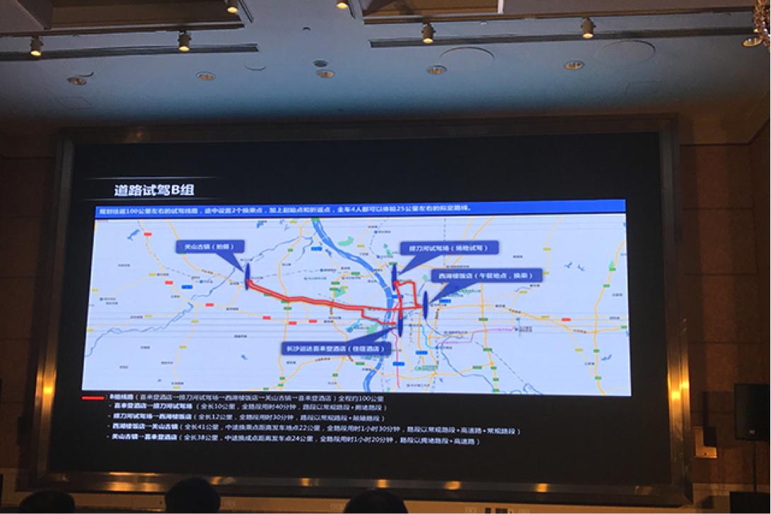 jeep大指挥官对比大众途昂,jeep大指挥官与途达