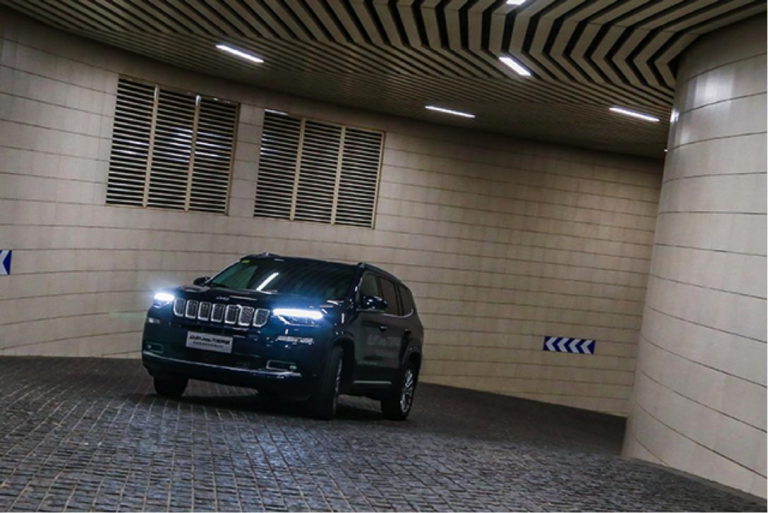 jeep大指挥官对比大众途昂,jeep大指挥官与途达