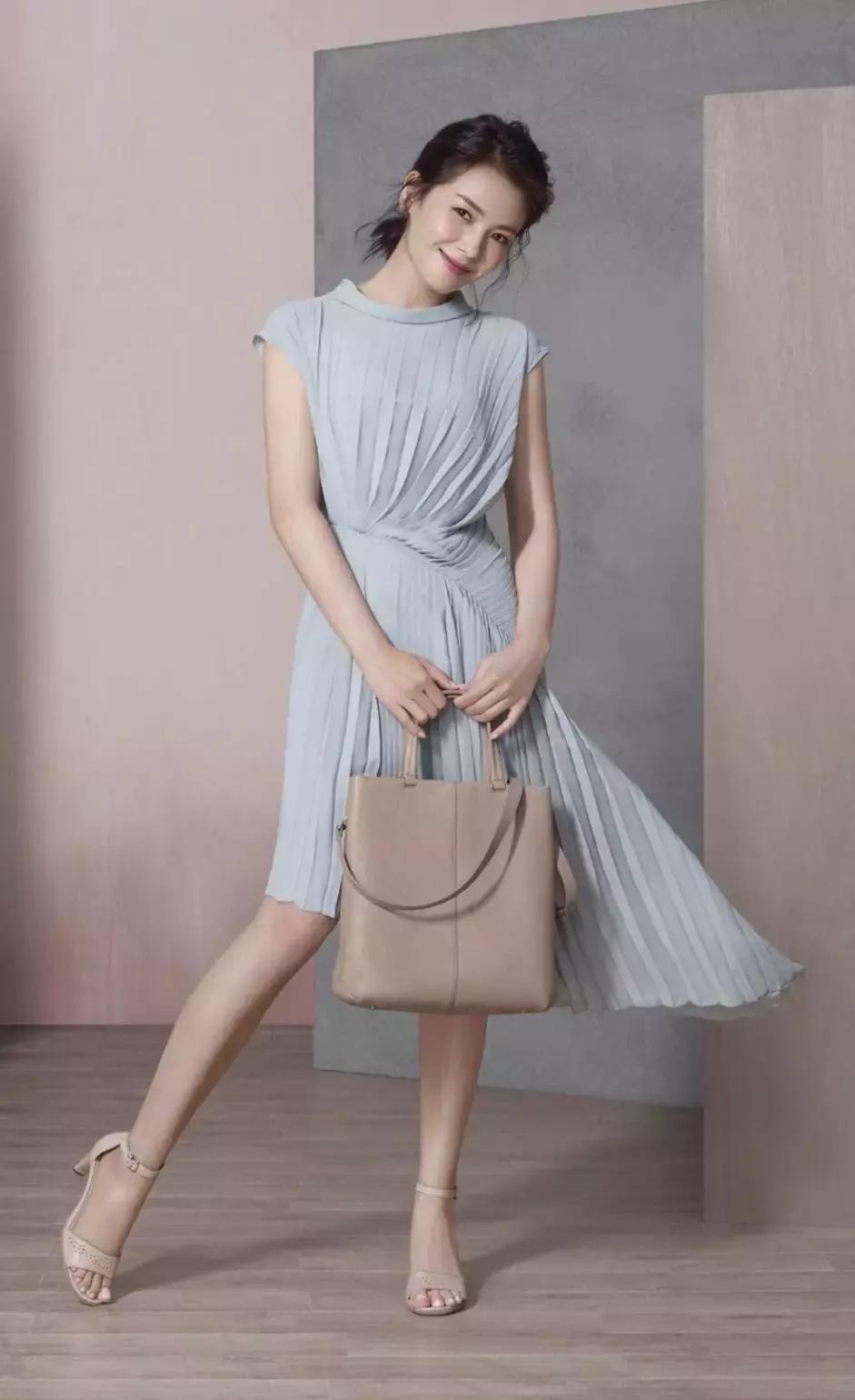 get王妃同款look算什么，我们直接get皇室同款婚礼！