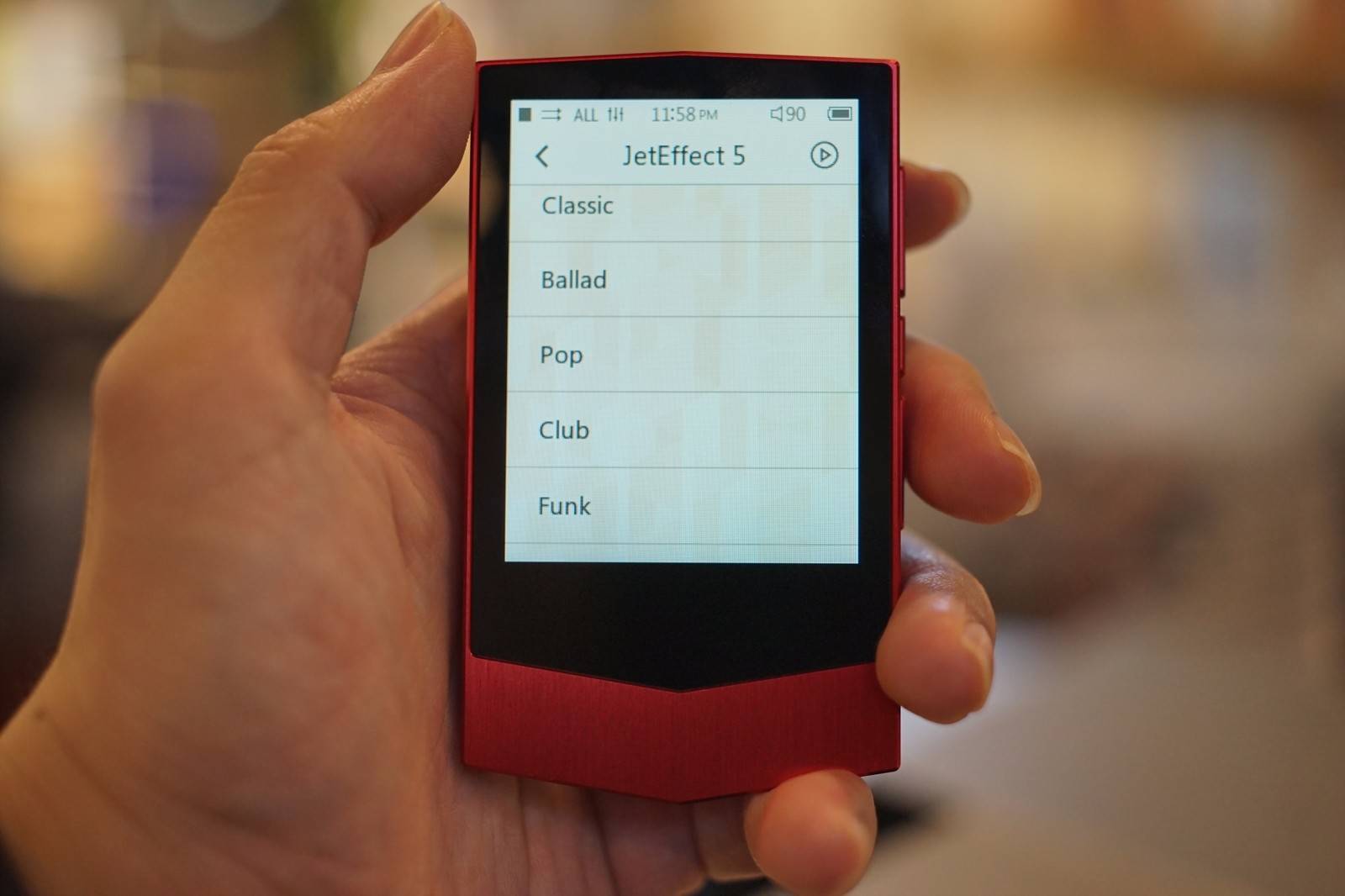 爱欧迪PV评测：超越苹果的音乐芯片，竟首发在这款*放播**器！