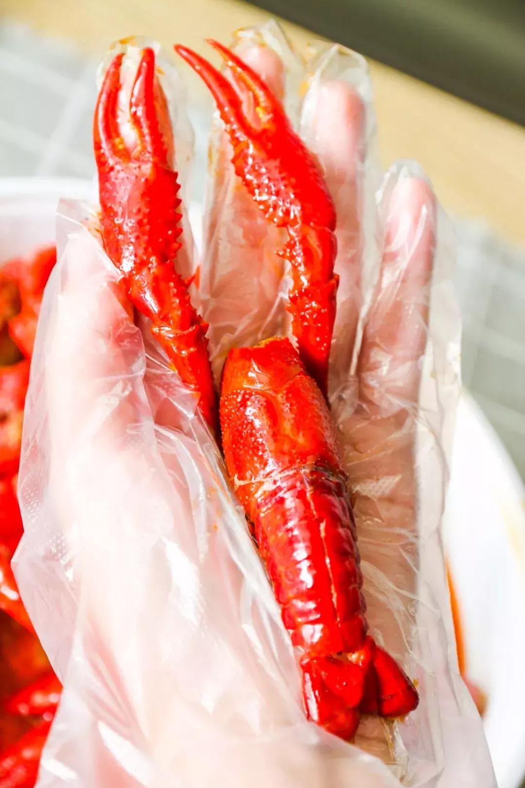 厦门这家专做小龙虾的店为女生研发了鲜肉版龙虾~