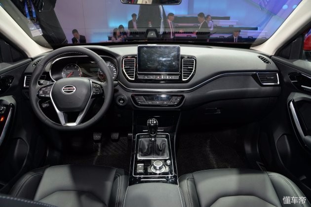 一汽奔腾谍照曝光,新款奔腾即将上市