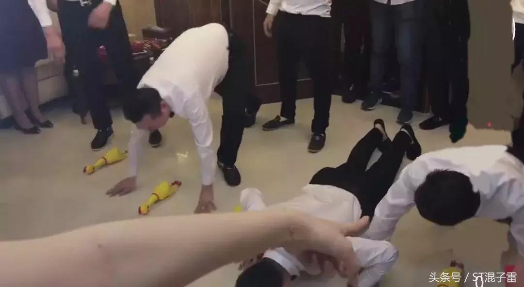 军人结婚战友接亲游戏,婚礼接亲游戏环节