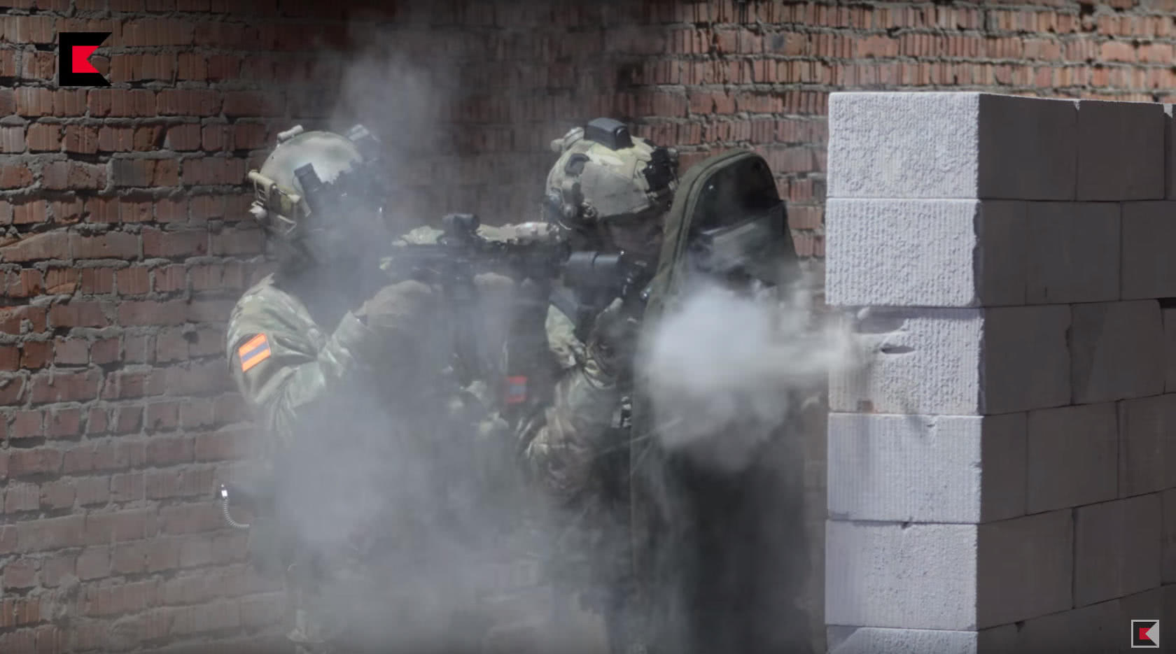 战斗民族cqb战术,cqb战术vs陆军