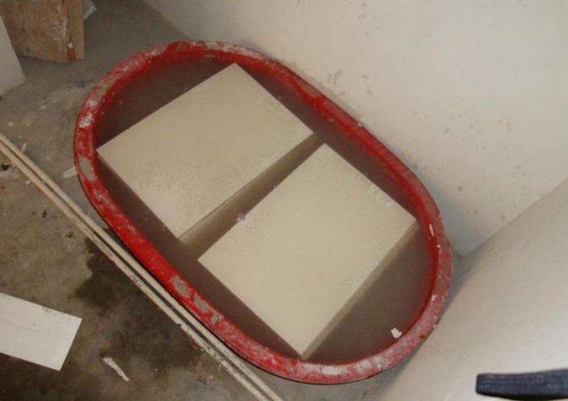 什么样的瓷砖需要泡水处理,瓷砖泡水方法视频教程