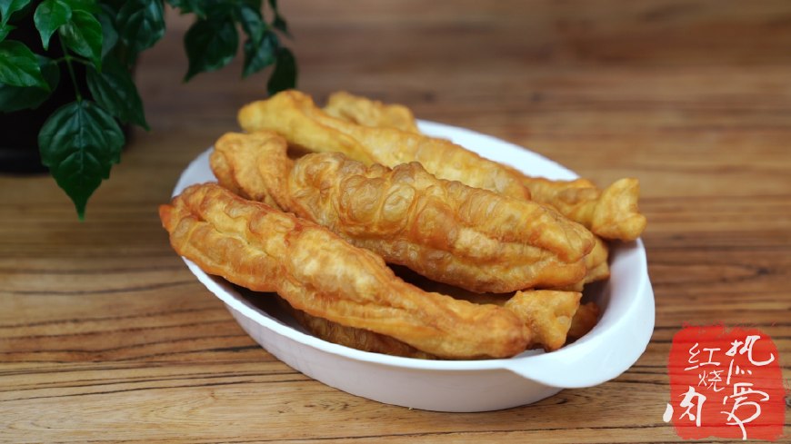 无铝蓬松大油条做法,空心大油条怎样做好吃