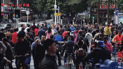 深圳的三和市场怕是要火，NHK和BBC都来拍了……