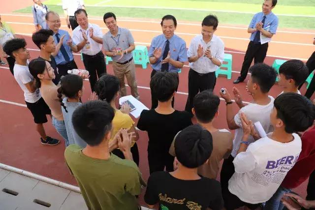 鍏崇埍鏄庡ぉ闈掑皯骞存硶鍒舵暀鑲插ぇ璁插爞,鍏崇埍鏈垚骞翠汉娉曞埗瀹d紶宸¤