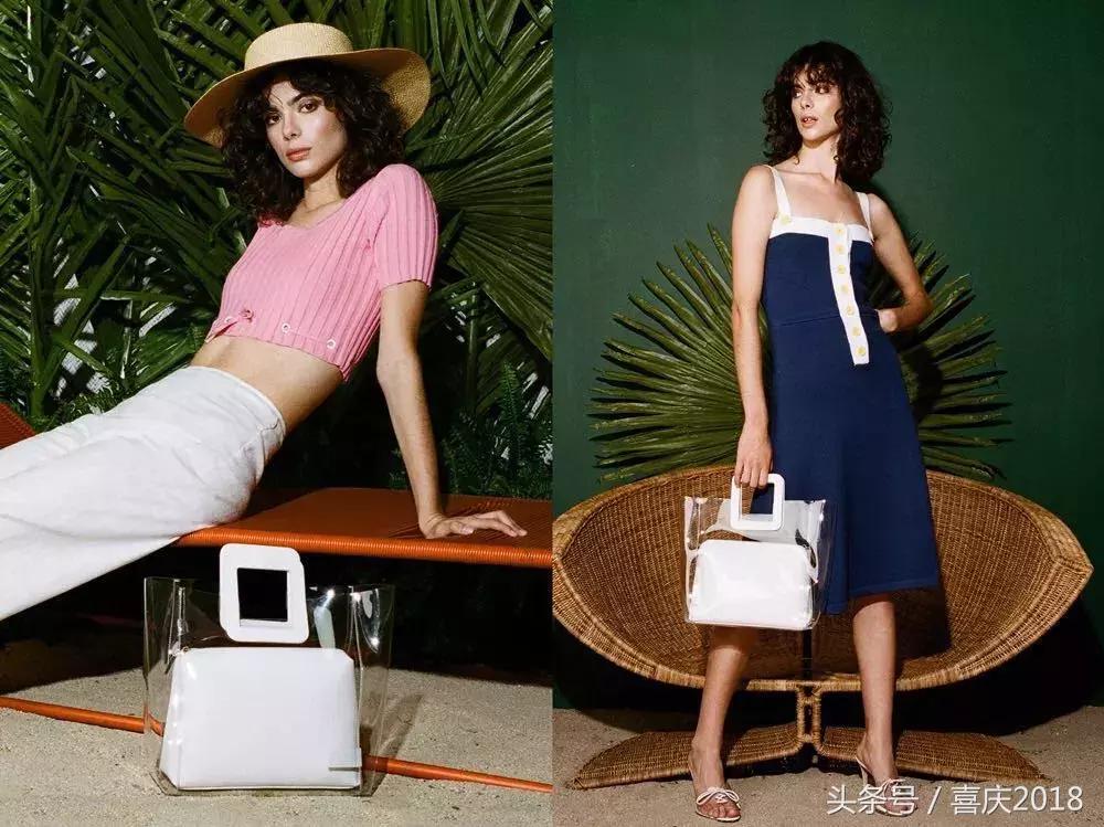 玫红色包包配什么颜色衣服好看,雾霾蓝包包配什么颜色衣服好看