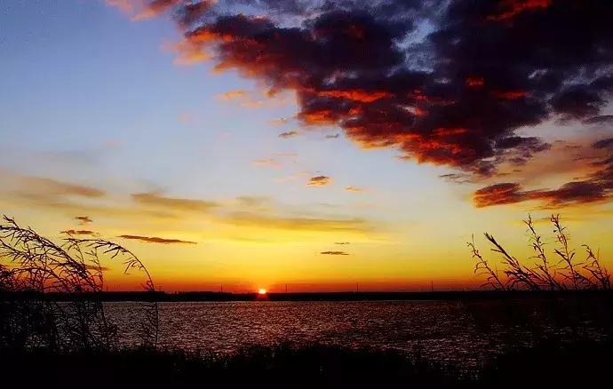 母亲故乡情,故乡情的原唱