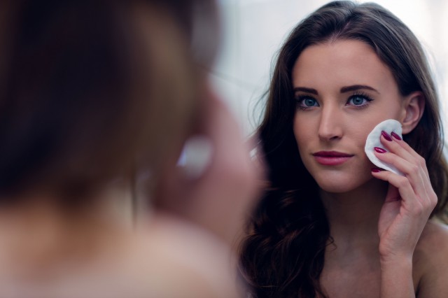 脸部过敏皮肤红肿痒可以敷面膜吗,贴面膜过敏脸红肿痒怎么快速消除