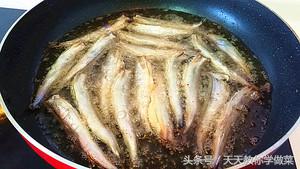 炭烤多春鱼教程,烤多春鱼成品