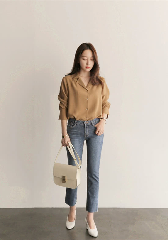 职场正装穿搭女春秋搭配高级感 (轻职场穿搭教你穿出简约高级感)