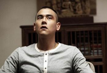 肤色黑的男生穿衣搭配技巧,肤色黑男生怎么搭配出高级感