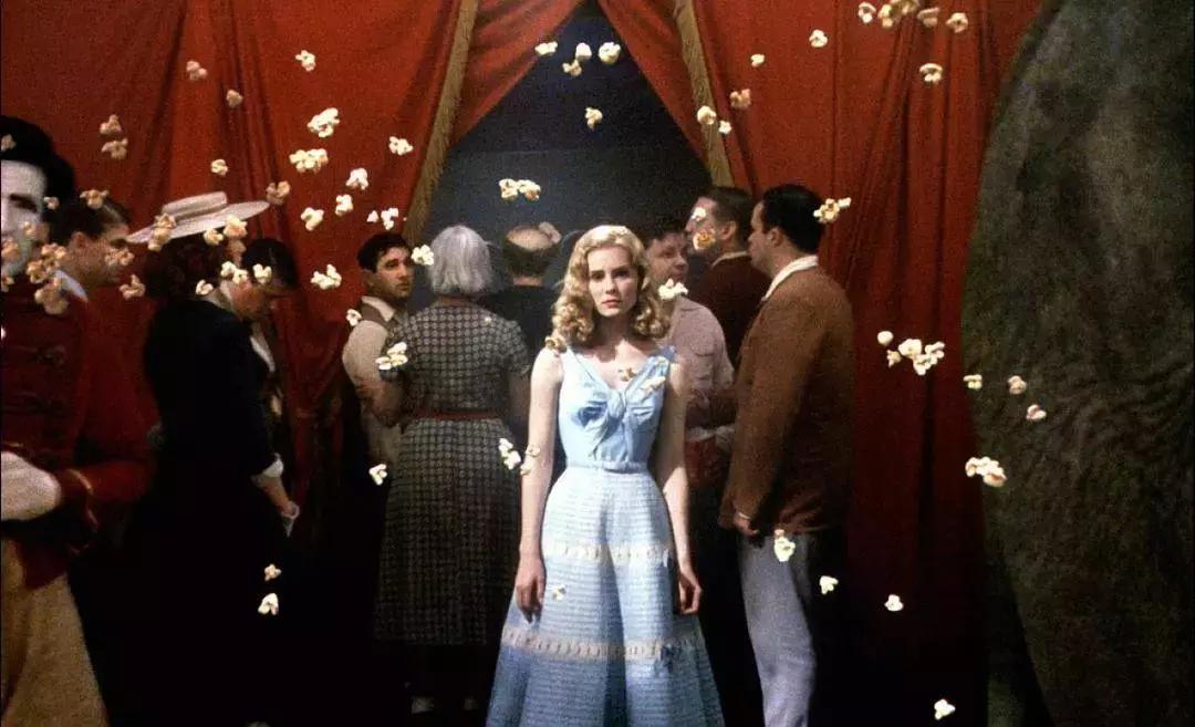 梦见亲人出轨了是什么预兆,梦见去世的爱人啥意思