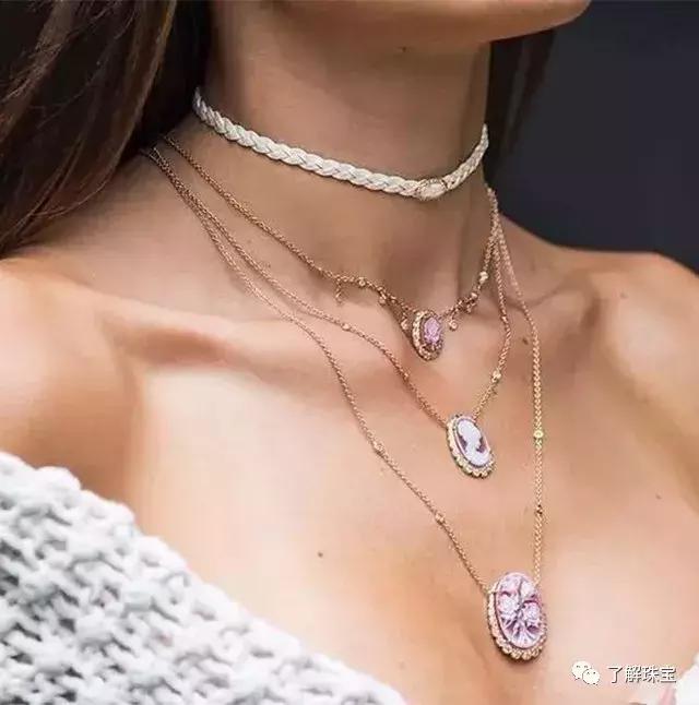 想要脖子变长有什么方法,脖子粗的怎样才能拥有天鹅颈