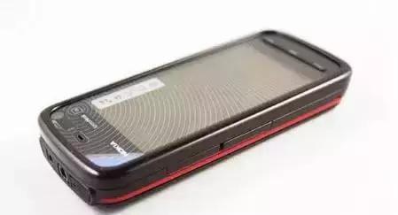 诺基亚n8愤怒的小鸟广告,诺基亚最新新品宣传