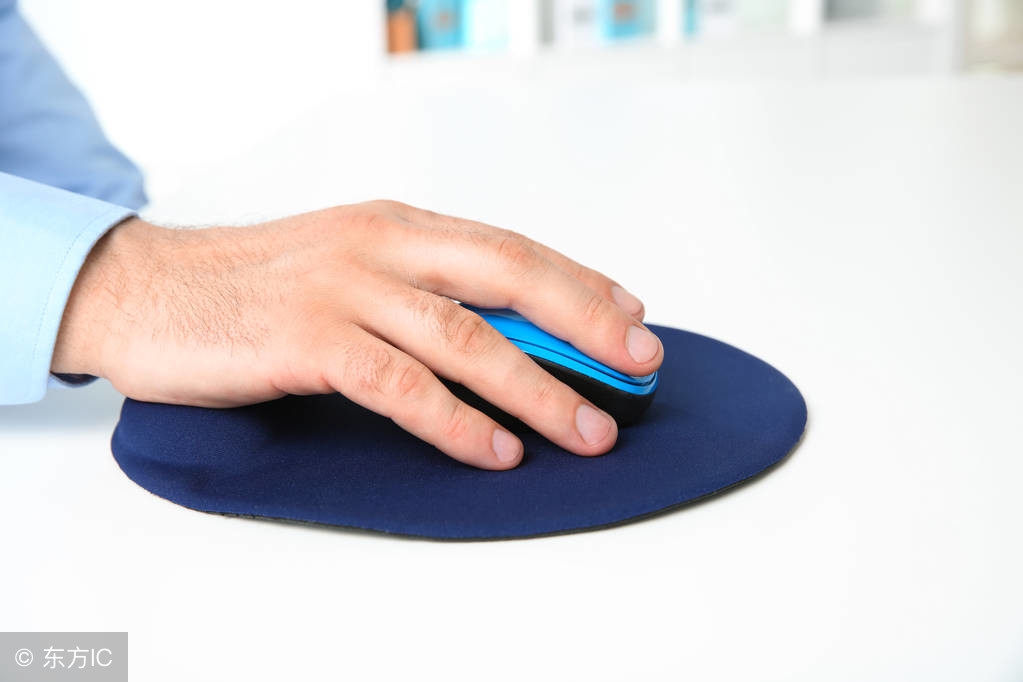 玩电脑鼠标手腕痛怎么办,玩电脑游戏手腕关节痛