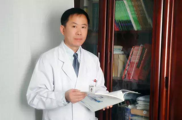 你的脸疼到不想要，神经外科专家却说：“十五分钟就能搞定”