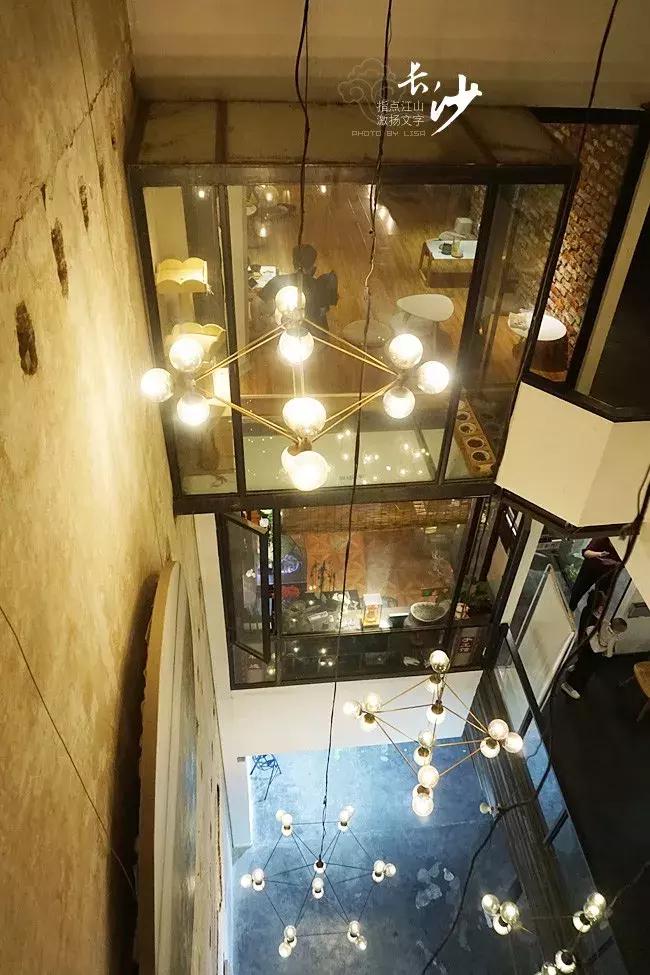 问苍茫大地谁主沉浮诗词,沁园春长沙问苍茫大地谁主沉浮