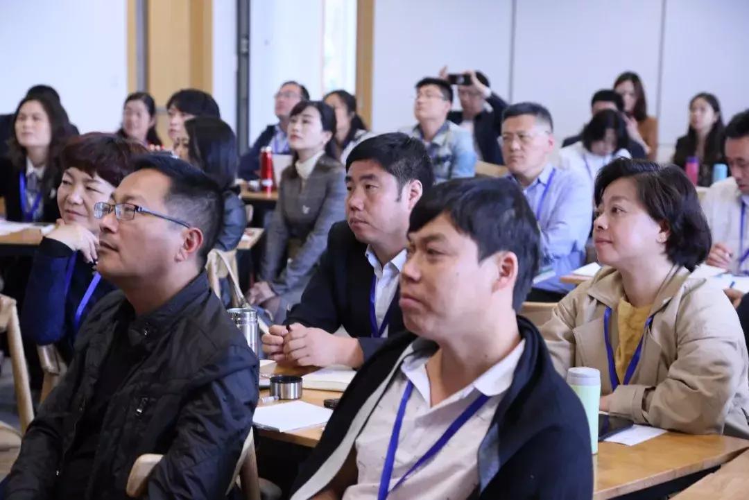 鍦ㄨ鍔ㄤ腑鎬庝箞瀛︿範,鍦ㄨ鍔ㄤ腑瀛︿範