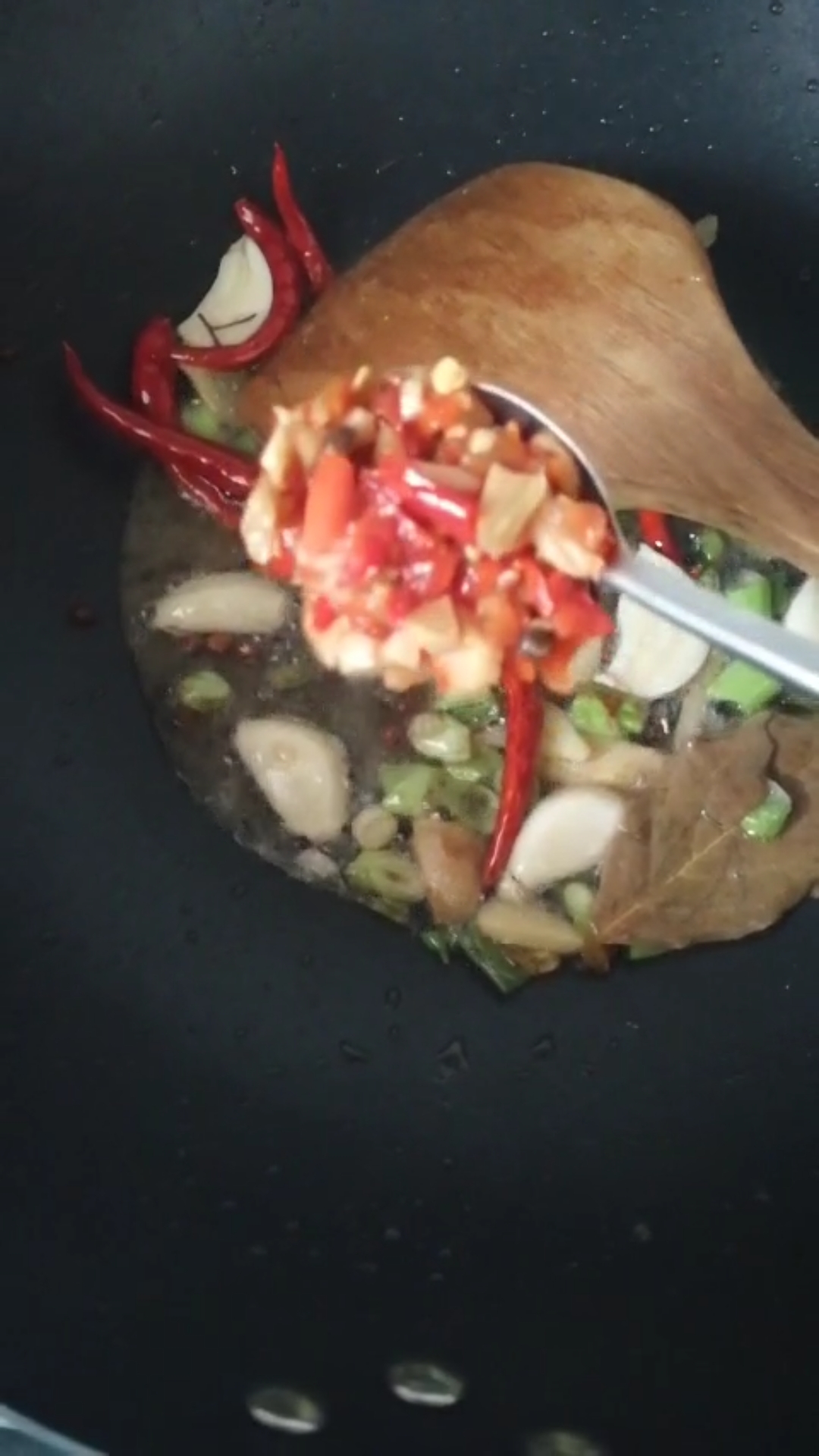 怎样炸大鱼不会破皮,怎么样炸大鱼才能又脆又好吃