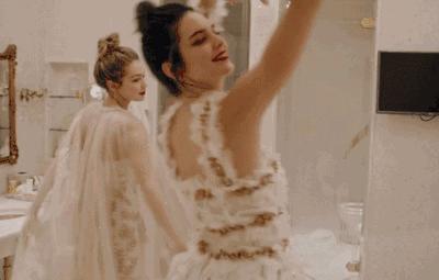 女人撒娇的8个技巧,女人撒娇俏皮的技巧和方法