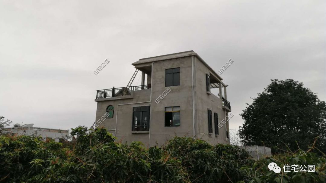 在农村老房子加盖三层,农村一层平房怎么加盖成别墅