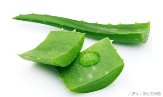 头发掉得厉害有什么防脱的办法,头发掉得很严重怎么保护好毛囊