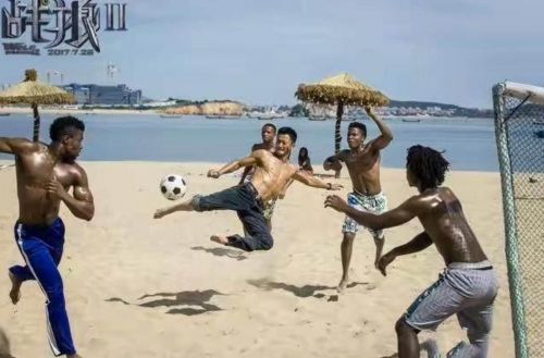 踢足球最好的明星鹿晗,娱乐圈会踢足球的明星