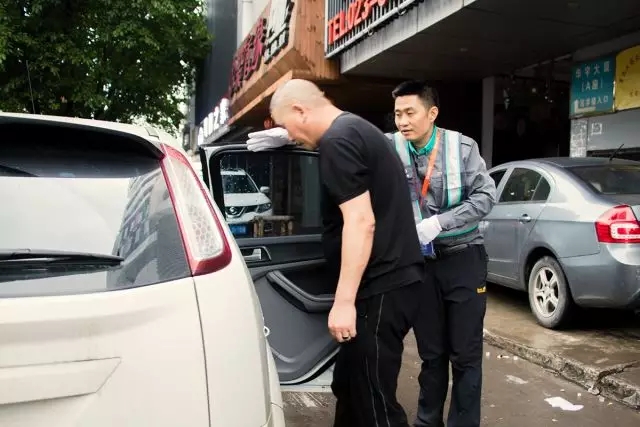 滴滴代驾怎么月入过万,滴滴代驾怎么才能月入过万