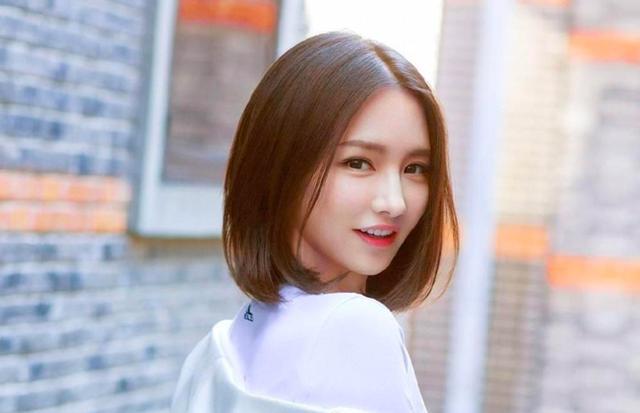 他曾经豪掷千金向Miss表白，如今却被千名玩家集体打脸！