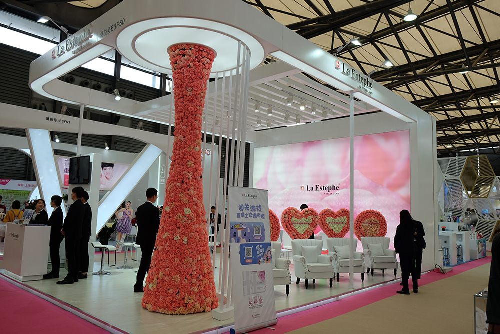 1000斤玫瑰能提炼出多少精油,10斤玫瑰花出多少纯露