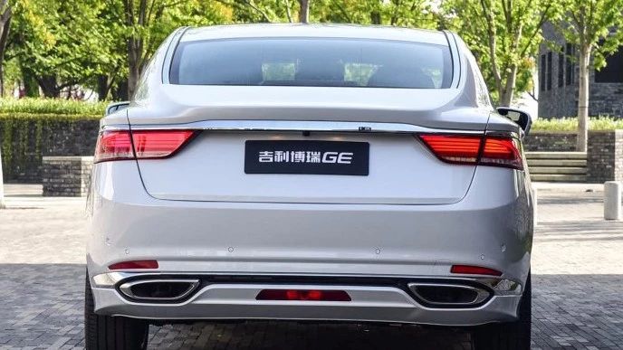 奥迪s4奔驰c43,奥迪s4和c43