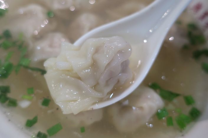 香铺营，一个与德基一街之隔的地方