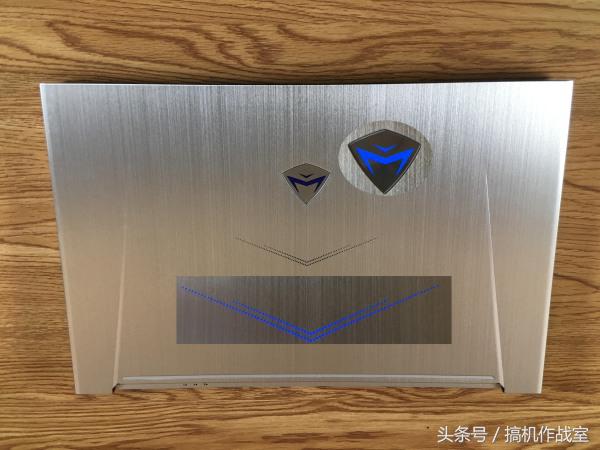 机械师f117-b全面屏,机械师f117-v全面屏游戏本9代