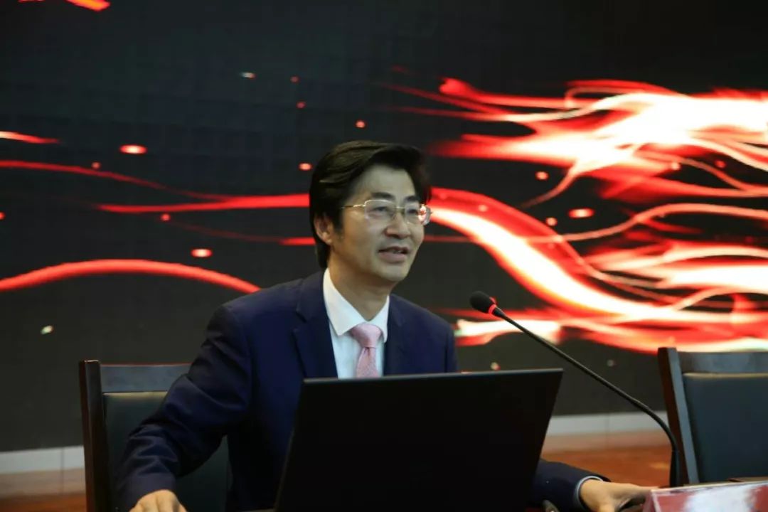 把脉经济新发展趋势,把脉创业者