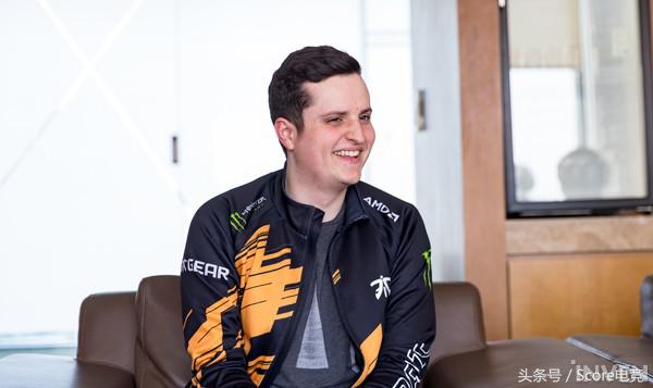 fnc赛后采访caps强颜欢笑,caps说fnc本来就拿过冠军