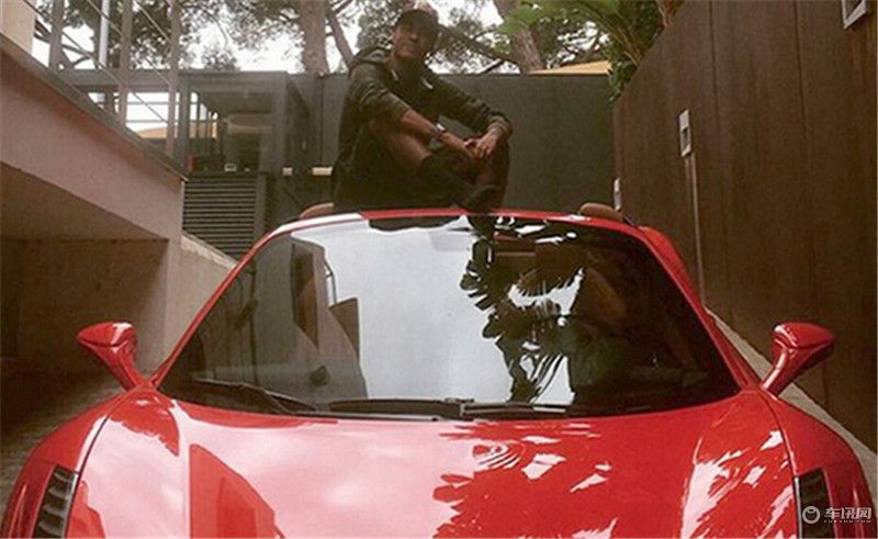 世界杯巨星都开什么车,世界球王c罗开什么车