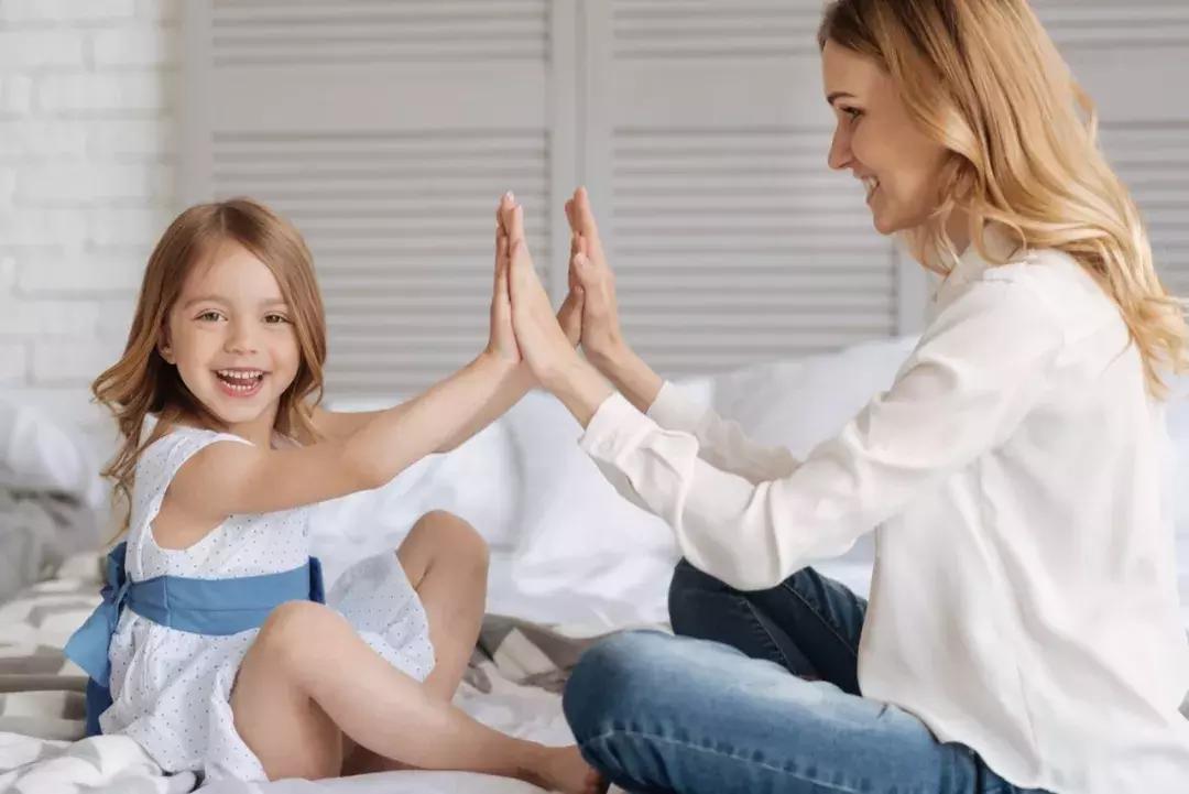 轻松搞笑笑得肚子疼 (搞笑让人笑得肚子疼大全)