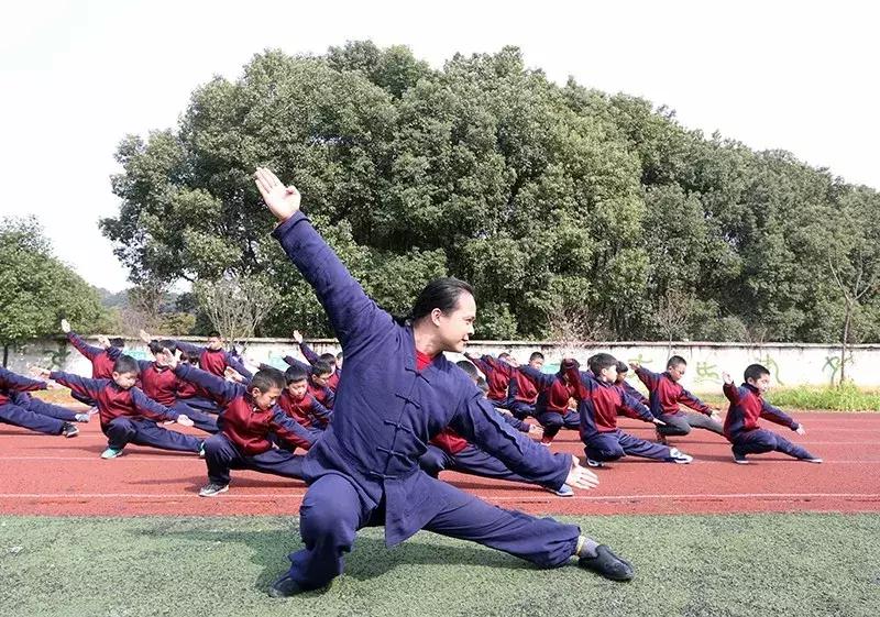 应试教育、素质教育水火不容？武汉这所学校交出完美答卷