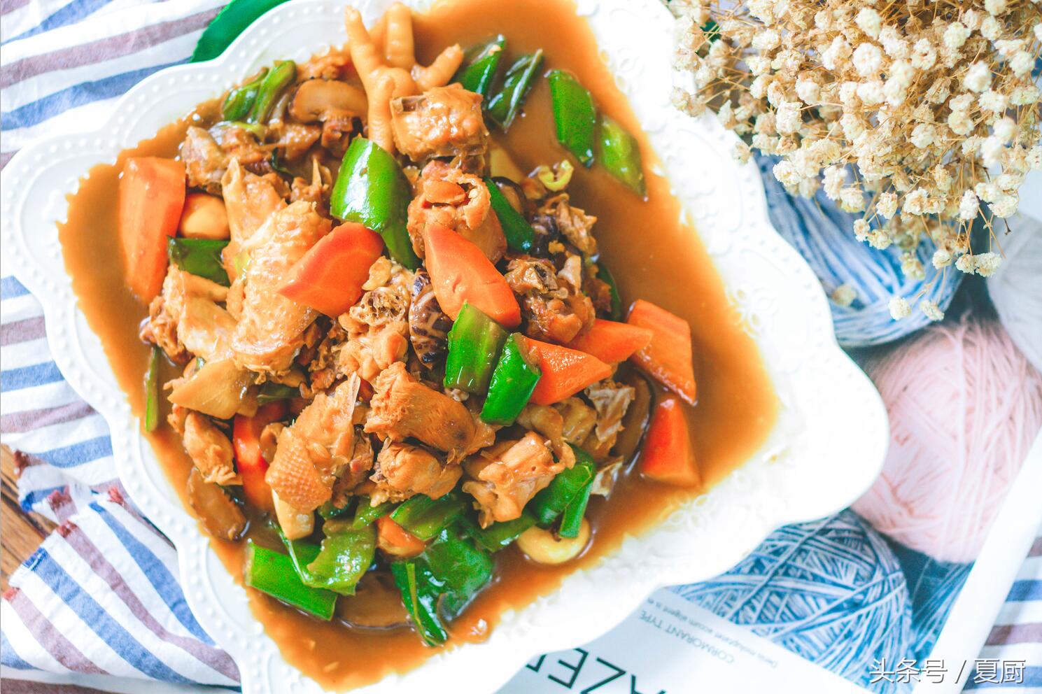 香嫩滑口的黄焖鸡家庭版做法来了,黄焖鸡这样做简单易学鲜香味美