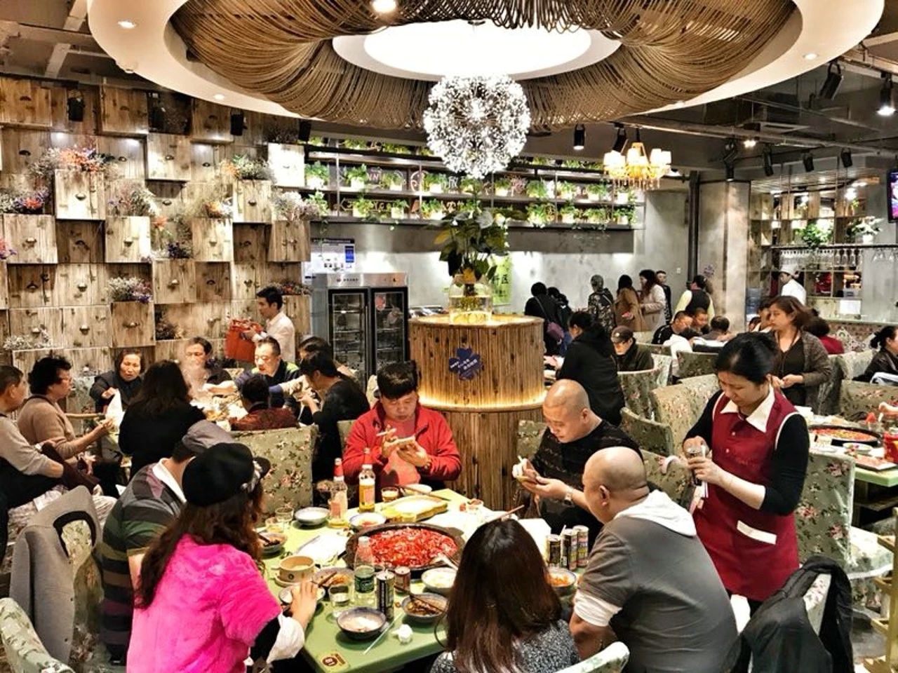 重庆老火锅加盟店10大品牌价格,火锅特色火锅加盟