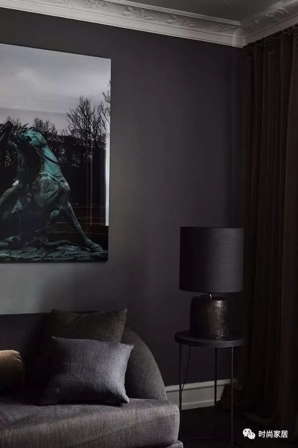 火了几十年的装修,黑白灰极简风墙面用什么好
