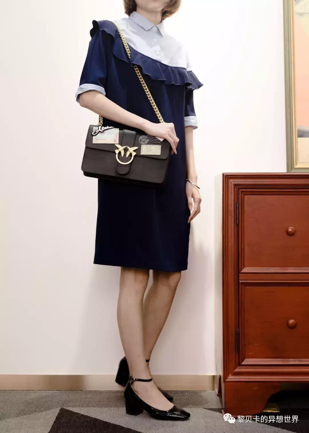 她们买了不少包，但天天背的还是这几个